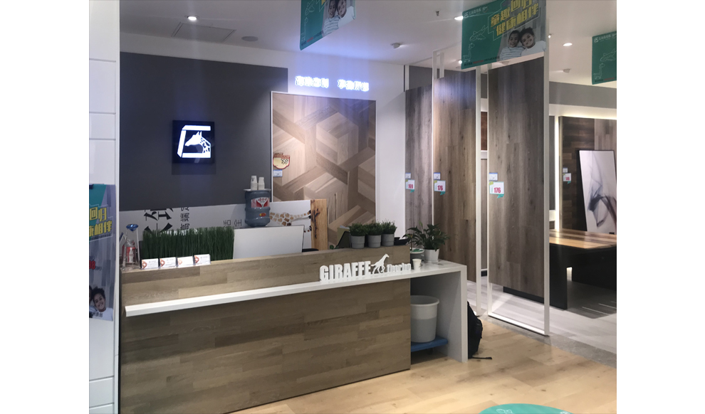 180㎡門店實(shí)景展示1